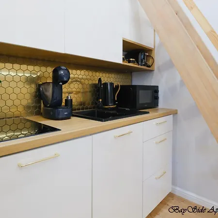 Bayside Center Apartman